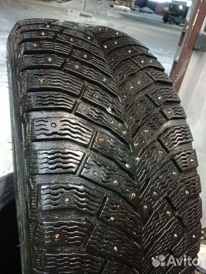 Michelin X-Ice North 4 225/55 R17 101T