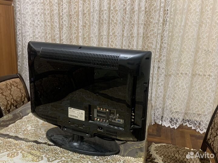 Телевизор samsung