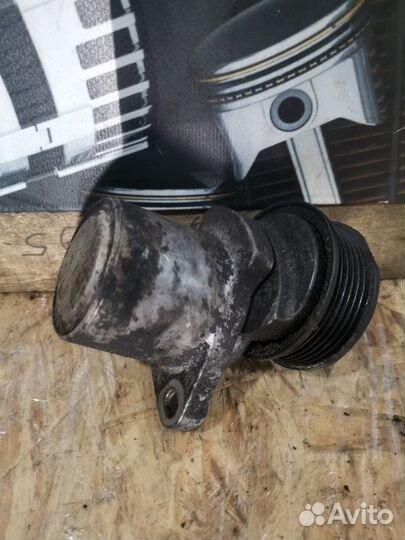 Ролик натяжной навесного оборудования Ford Mondeo