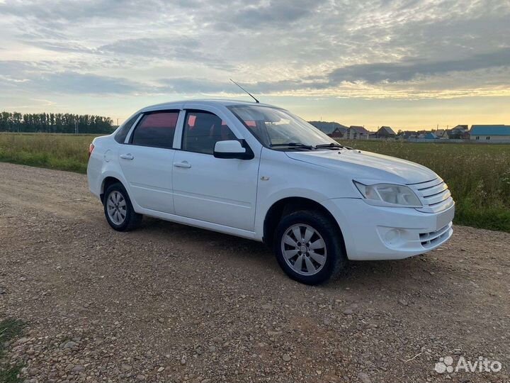 LADA Granta 1.6 МТ, 2014, 196 000 км