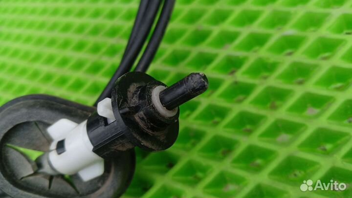 Трос лючка бензобака Geely Emgrand Ec7