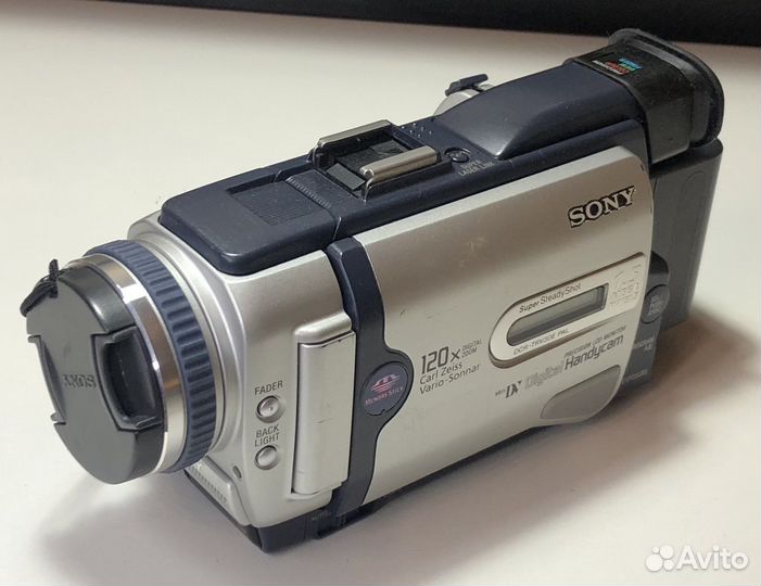 Видеокамера sony DCR-trv30e