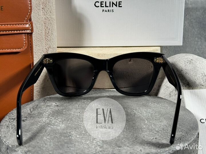 Солнцезащитные очки Celine CL4S004 001