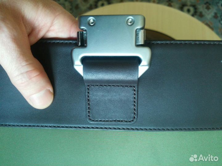 Абсолютно новый мужской кожаный портфель бизнес кл