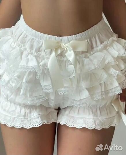 Шорты с рюшами
