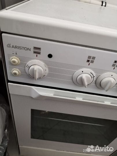 Газовая плита Аристон Италия бу