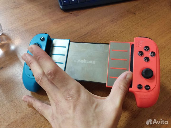 Геймпад беспроводной для телефона saitake stk7007f