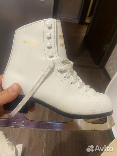 Фигурные коньки graf montana