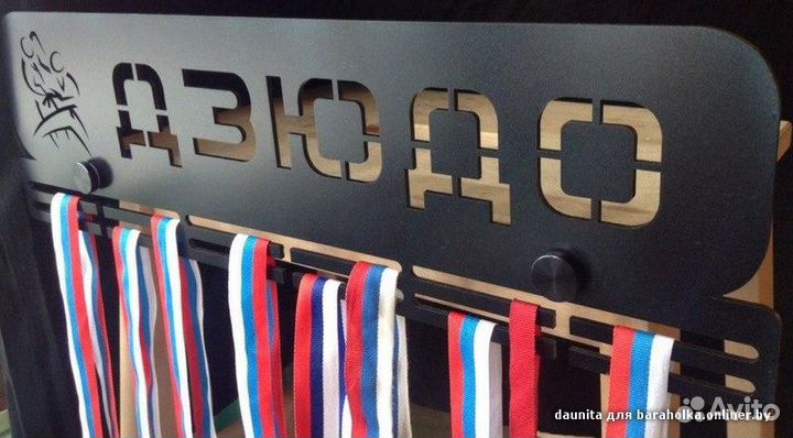 Медальницы из металла любой дизайн