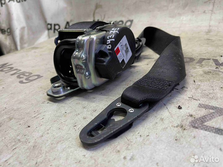 Ремень безопасности передний левый Mercedes C W205