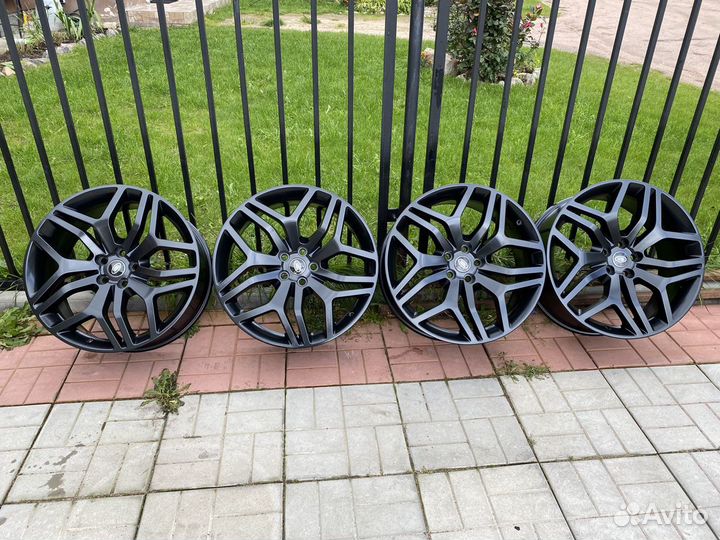 Оригинал кованные Range Rover R22