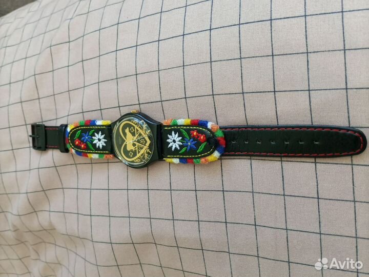 Часы swatch женские