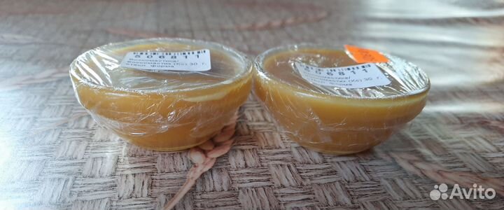 Принадлежности для освящения престола