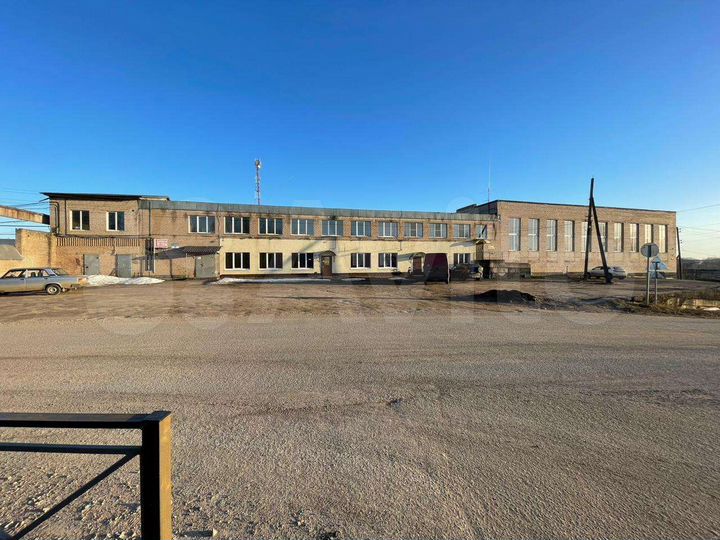 Здание, 828 м²