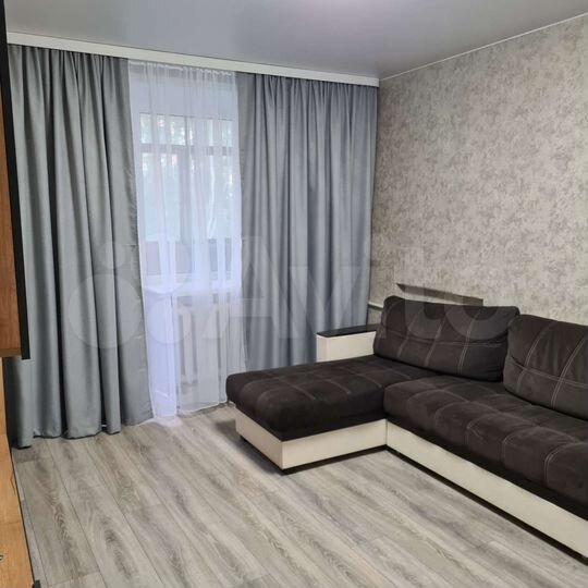 2-к. квартира, 42 м², 3/9 эт.
