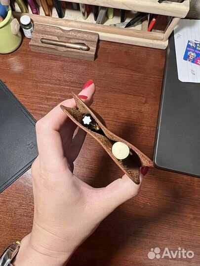 Кожаный чехол для двух ручек