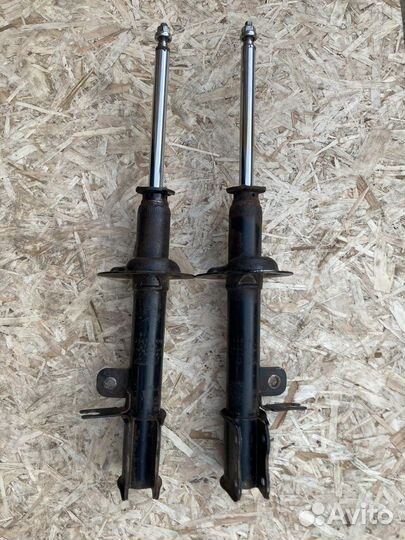 Амортизаторы задние Шевроле Лачетти Разбор