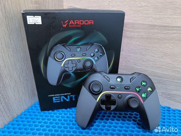 Нeймпaд Entrain Wireless