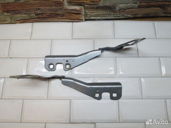 Петля капота Opel Astra H GTC