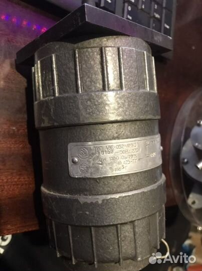 Электродвигатель 220в аве-052-4муз