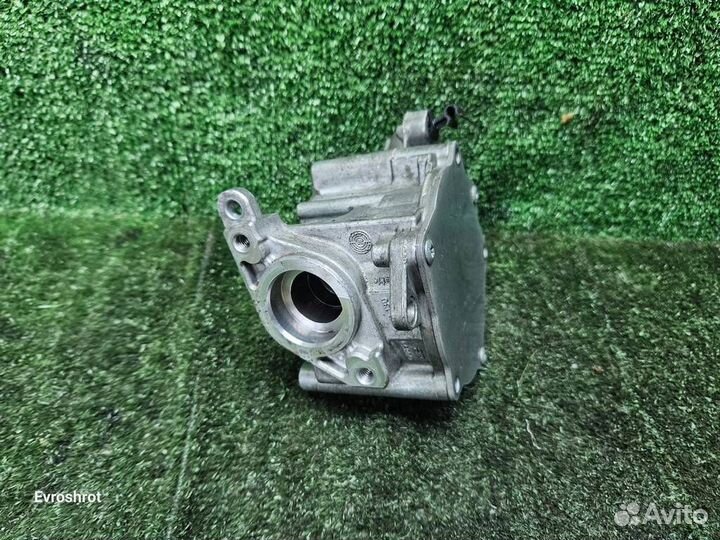 Насос вакуумный Volkswagen Tiguan (2007-2011)