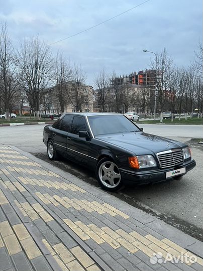 Mercedes-Benz E-класс 4.2 AT, 1994, 540 000 км