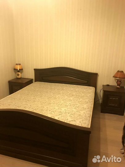 Спальный гарнитур в отличном состоянии: 40.000