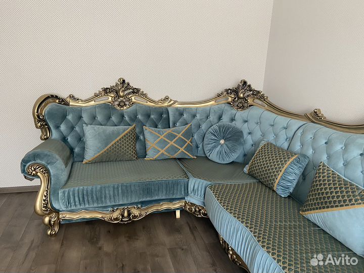 Диван и кресло