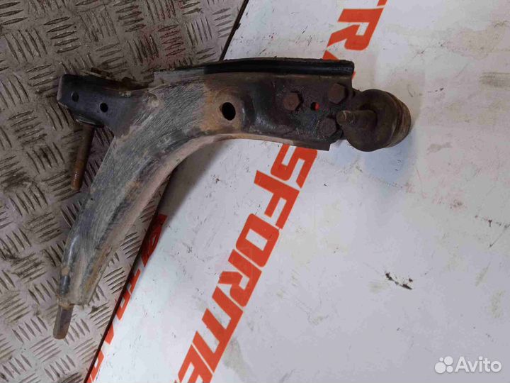 Рычаг передний правый Заз Шанс