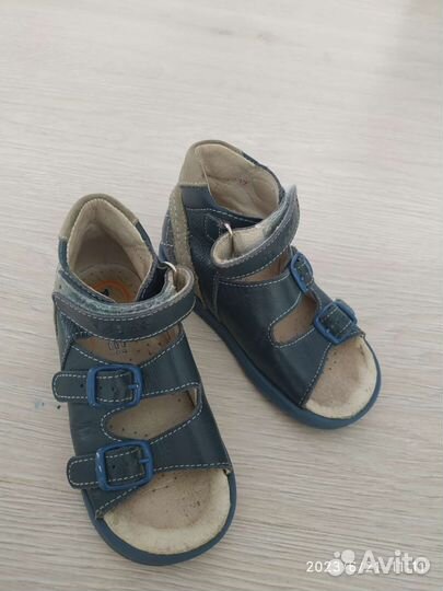 Детская обувь