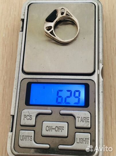 Серебряное кольцо