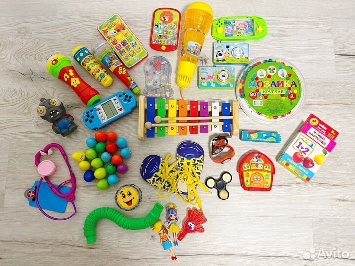 Большой набор развивающих и музыкальных игрушек