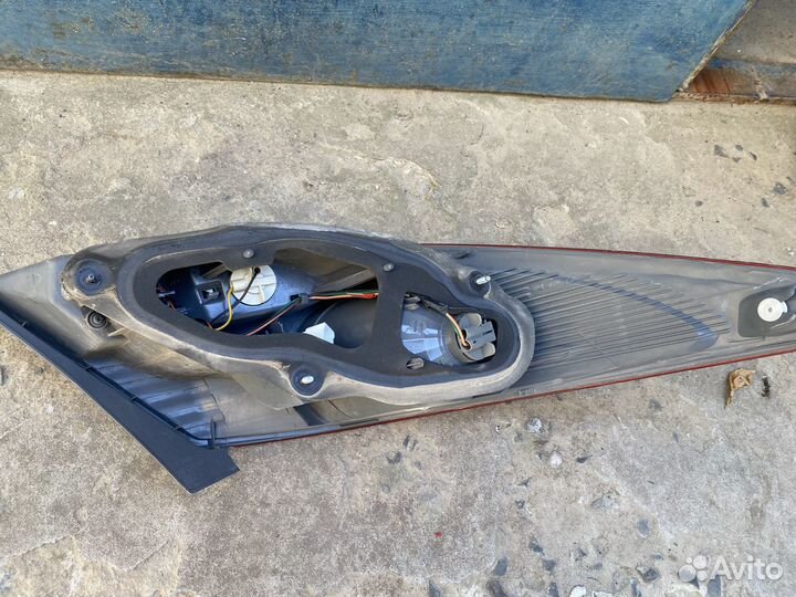 Задняя фара на hyundai solaris 1