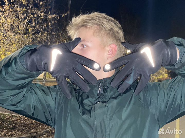 Перчатки nike с рефлективом