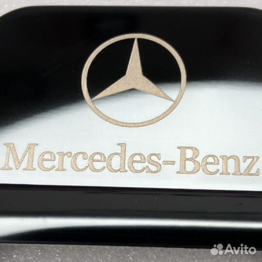 Накладки на дверные замки Mercedes-Benz