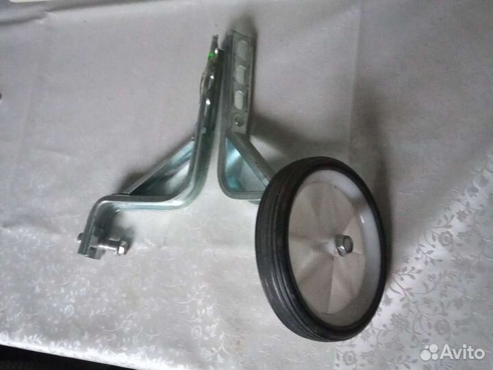 Колёса, фонарь, тормоз для велосипеда