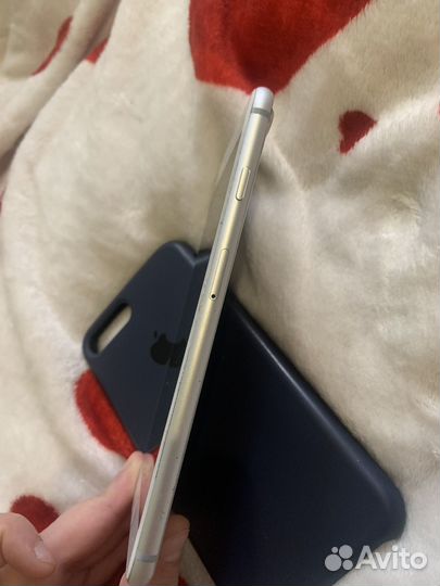 iPhone 8 Plus, 128 ГБ