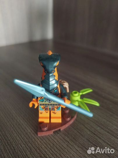 Lego ninjago робот