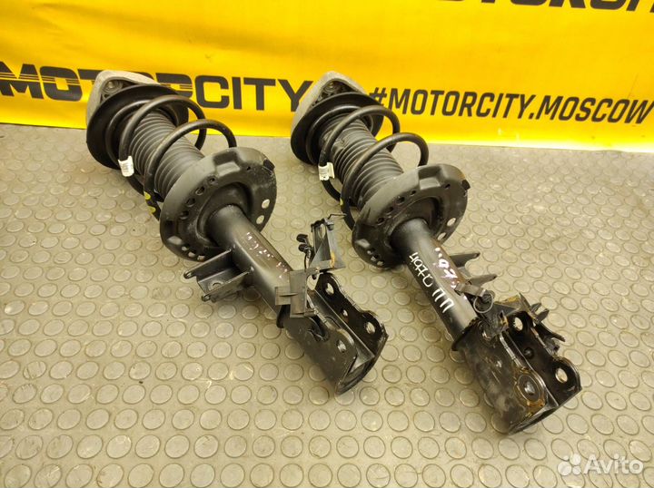 Амортизаторы комплект передние Mercedes-Benz W246