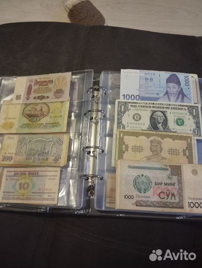 Коллекция купюр и монет