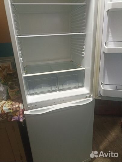 Холодильник атлант бу