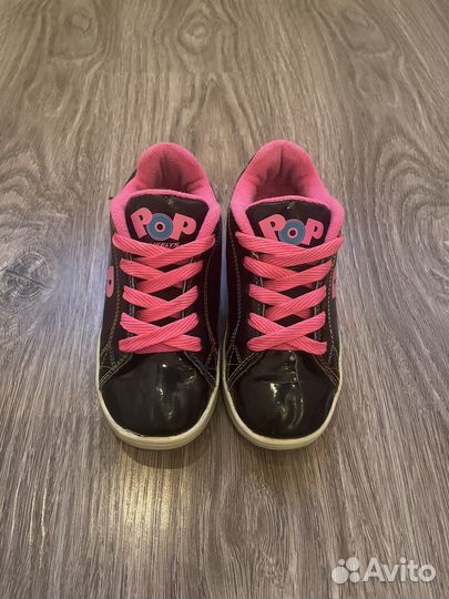 Кроссовки на колесиках