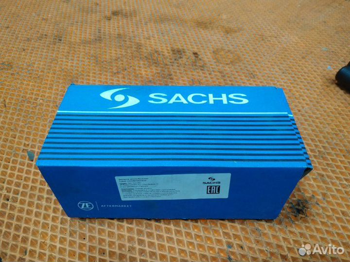 Рабочий цилиндр сцепления