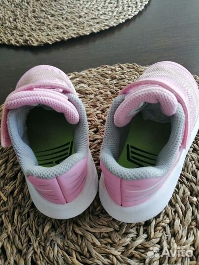 Кроссовки Nike