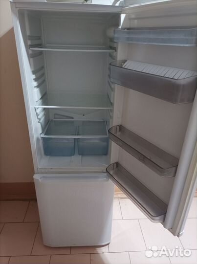Холодильник hotpoint ariston