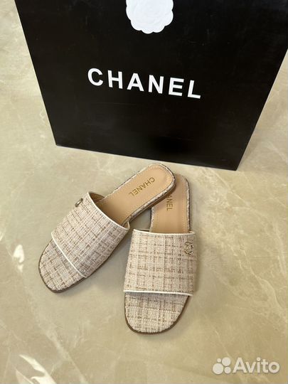 Шлепки женские chanel