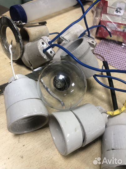 Для ламп патроны