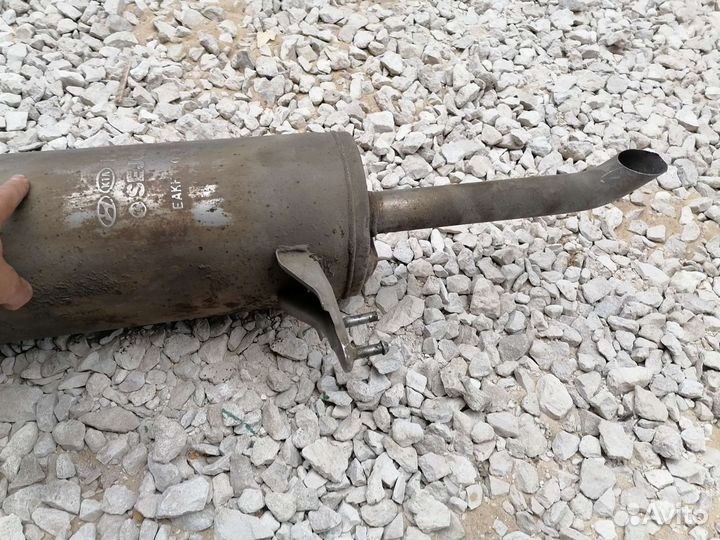 Выхлопная труба глушителя Kia Rio седан