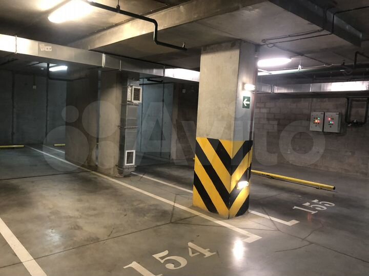 Машиноместо, 28 м²