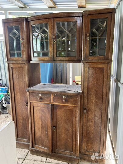 Антикварный буфет
